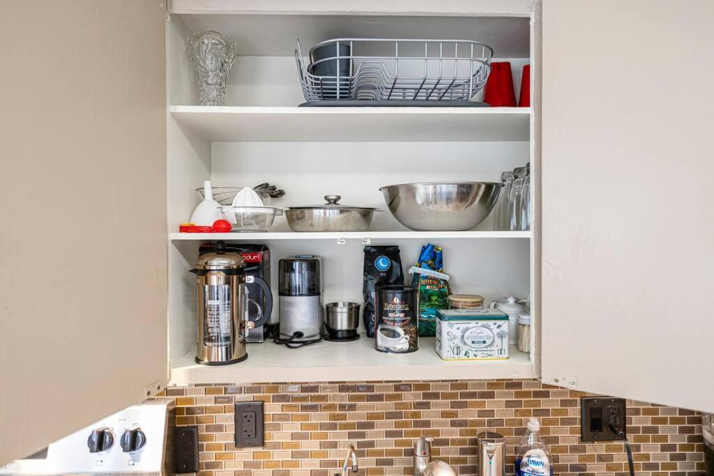 Yeg Chic Luxury Accommodation Edmonton Extérieur photo